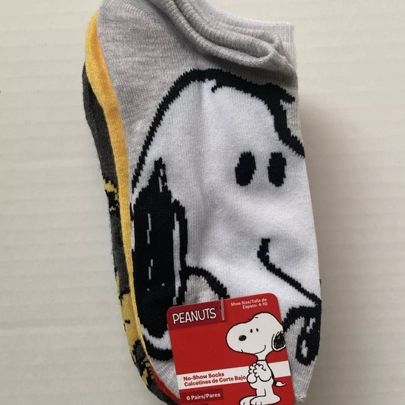 Peanuts Women’s No Show Socks 6 Pairs - Picture 2 of 8